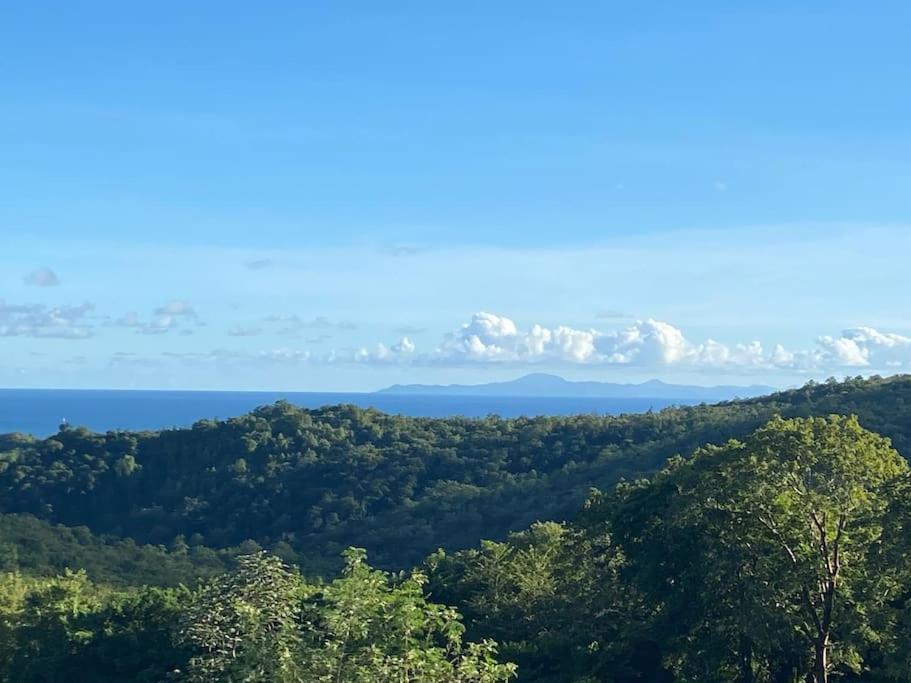 Les Terrasses De Maelle - Jolie Villa F4 Vue Mer Riviere-Salee Екстериор снимка