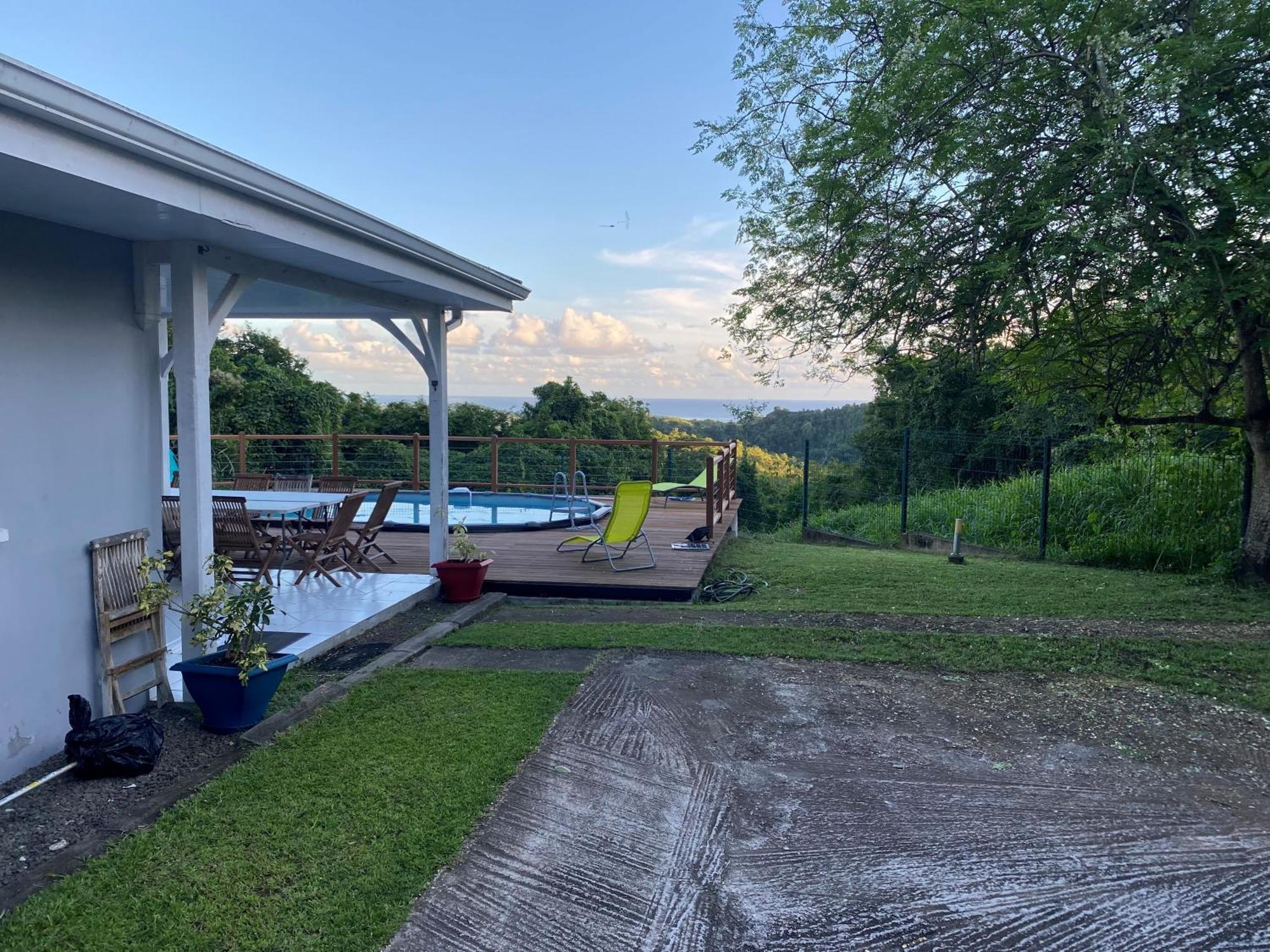 Les Terrasses De Maelle - Jolie Villa F4 Vue Mer Riviere-Salee Екстериор снимка